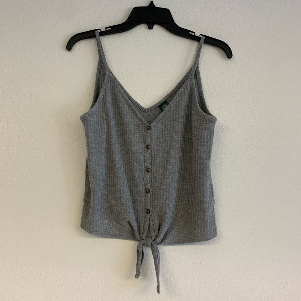 Gray Tie, Button Tank